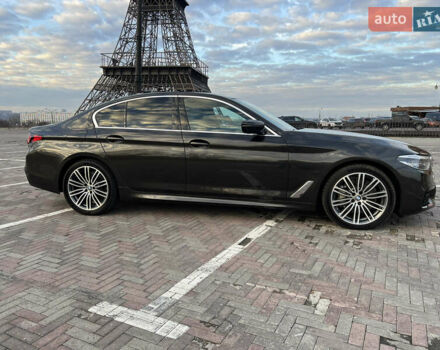 Коричневый БМВ 5 Серия, объемом двигателя 3 л и пробегом 140 тыс. км за 31000 $, фото 4 на Automoto.ua