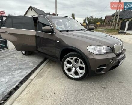 Коричневый БМВ 5 Серия, объемом двигателя 3 л и пробегом 248 тыс. км за 17000 $, фото 4 на Automoto.ua