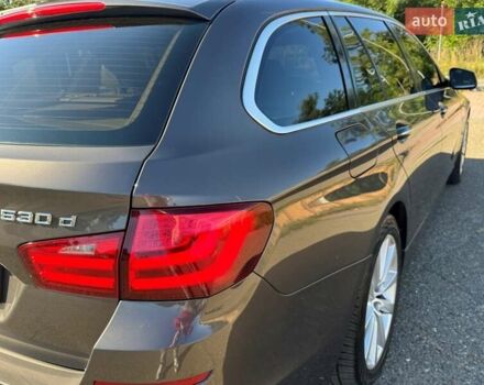 Коричневий БМВ 5 Серія, об'ємом двигуна 3 л та пробігом 235 тис. км за 15500 $, фото 25 на Automoto.ua