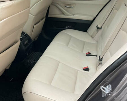 Коричневый БМВ 5 Серия, объемом двигателя 3 л и пробегом 325 тыс. км за 16000 $, фото 8 на Automoto.ua