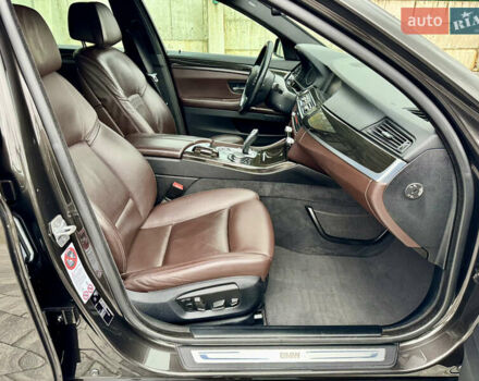 Коричневий БМВ 5 Серія, об'ємом двигуна 2 л та пробігом 388 тис. км за 13900 $, фото 78 на Automoto.ua