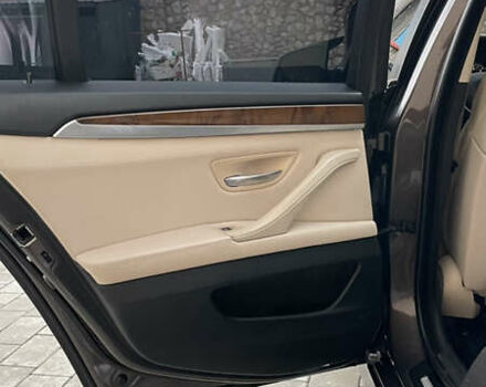 Коричневый БМВ 5 Серия, объемом двигателя 3 л и пробегом 325 тыс. км за 16000 $, фото 9 на Automoto.ua