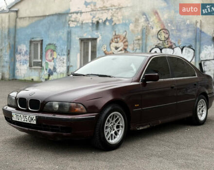 Коричневий БМВ 5 Серія, об'ємом двигуна 2.5 л та пробігом 300 тис. км за 3400 $, фото 1 на Automoto.ua