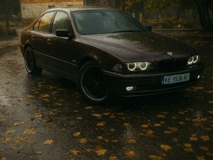 Коричневый БМВ 5 Серия, объемом двигателя 2.5 л и пробегом 380 тыс. км за 5000 $, фото 1 на Automoto.ua