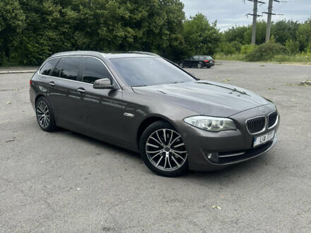 Коричневый БМВ 5 Серия, объемом двигателя 2 л и пробегом 380 тыс. км за 13700 $, фото 1 на Automoto.ua