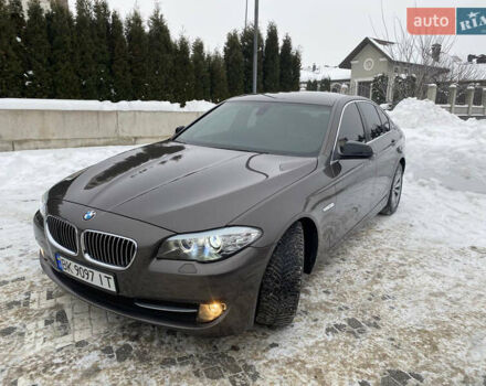 Коричневий БМВ 5 Серія, об'ємом двигуна 2 л та пробігом 250 тис. км за 14700 $, фото 1 на Automoto.ua