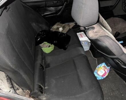 Червоний БМВ 5 Серія, об'ємом двигуна 2.5 л та пробігом 50 тис. км за 1100 $, фото 2 на Automoto.ua