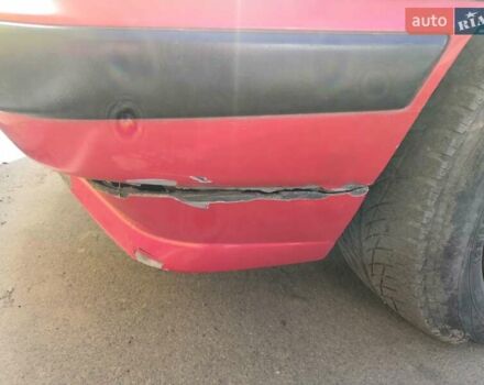 Красный БМВ 5 Серия, объемом двигателя 2 л и пробегом 380 тыс. км за 2100 $, фото 5 на Automoto.ua