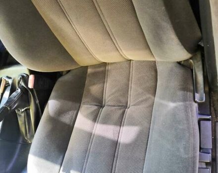 Красный БМВ 5 Серия, объемом двигателя 2 л и пробегом 380 тыс. км за 2100 $, фото 7 на Automoto.ua