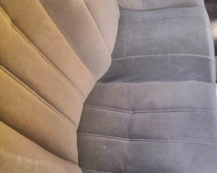 Красный БМВ 5 Серия, объемом двигателя 2 л и пробегом 380 тыс. км за 2100 $, фото 12 на Automoto.ua