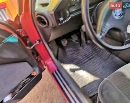 Красный БМВ 5 Серия, объемом двигателя 2 л и пробегом 380 тыс. км за 2100 $, фото 8 на Automoto.ua