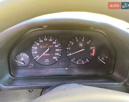 Красный БМВ 5 Серия, объемом двигателя 2 л и пробегом 380 тыс. км за 2100 $, фото 13 на Automoto.ua