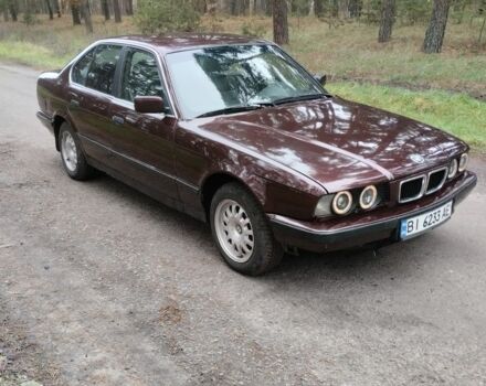 Красный БМВ 5 Серия, объемом двигателя 2.5 л и пробегом 311 тыс. км за 2450 $, фото 3 на Automoto.ua