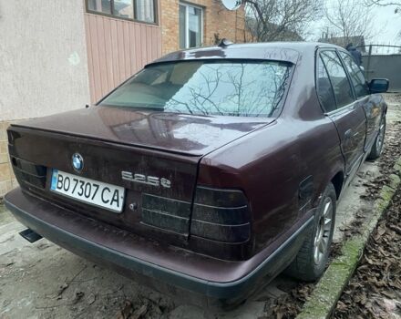 Красный БМВ 5 Серия, объемом двигателя 2.5 л и пробегом 200 тыс. км за 1600 $, фото 2 на Automoto.ua