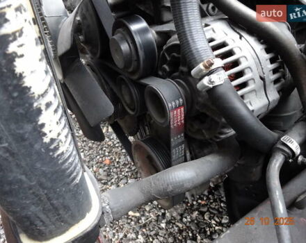 Красный БМВ 5 Серия, объемом двигателя 2 л и пробегом 323 тыс. км за 4500 $, фото 17 на Automoto.ua