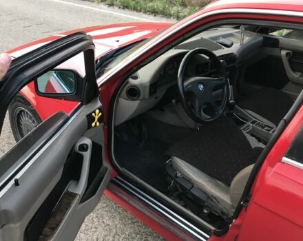 Червоний БМВ 5 Серія, об'ємом двигуна 2 л та пробігом 12 тис. км за 2700 $, фото 2 на Automoto.ua