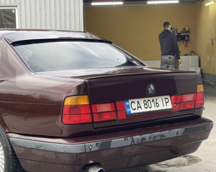 Червоний БМВ 5 Серія, об'ємом двигуна 2 л та пробігом 200 тис. км за 2000 $, фото 2 на Automoto.ua