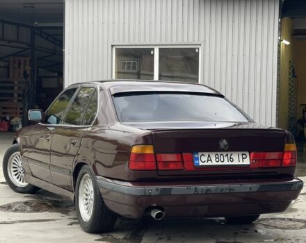 Червоний БМВ 5 Серія, об'ємом двигуна 2 л та пробігом 200 тис. км за 2000 $, фото 3 на Automoto.ua