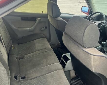 БМВ 5 Серия 1991 в Черновцах на Automoto.ua Красный БМВ 5 Серия, объемом двигателя 2.5 л и пробегом 156 тыс. км за 2000 $, фото 5 на Automoto.ua