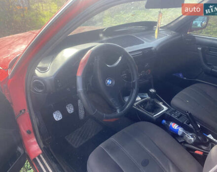 Червоний БМВ 5 Серія, об'ємом двигуна 1.8 л та пробігом 200 тис. км за 1100 $, фото 4 на Automoto.ua