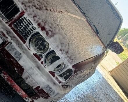 Червоний БМВ 5 Серія, об'ємом двигуна 2.4 л та пробігом 200 тис. км за 1500 $, фото 1 на Automoto.ua