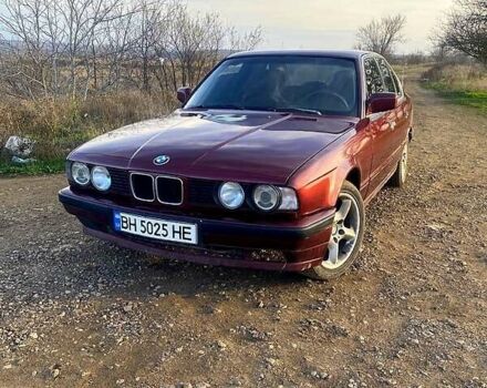 Красный БМВ 5 Серия, объемом двигателя 2.5 л и пробегом 600 тыс. км за 1900 $, фото 6 на Automoto.ua