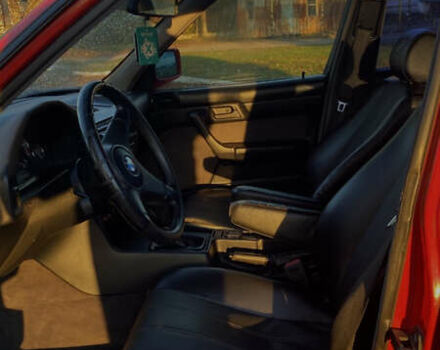 Красный БМВ 5 Серия, объемом двигателя 2 л и пробегом 330 тыс. км за 3000 $, фото 7 на Automoto.ua