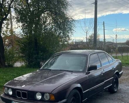 Красный БМВ 5 Серия, объемом двигателя 2.4 л и пробегом 455 тыс. км за 950 $, фото 1 на Automoto.ua