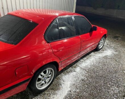 Красный БМВ 5 Серия, объемом двигателя 2 л и пробегом 525 тыс. км за 1400 $, фото 1 на Automoto.ua