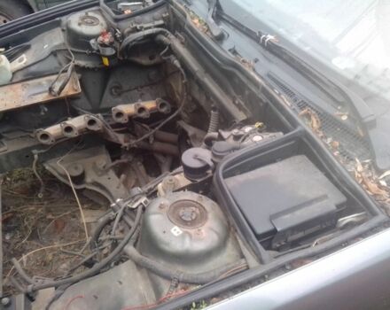 Красный БМВ 5 Серия, объемом двигателя 2.5 л и пробегом 202 тыс. км за 2500 $, фото 6 на Automoto.ua