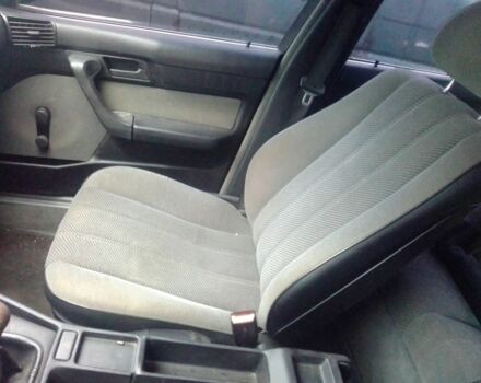 Красный БМВ 5 Серия, объемом двигателя 2.5 л и пробегом 202 тыс. км за 2500 $, фото 12 на Automoto.ua