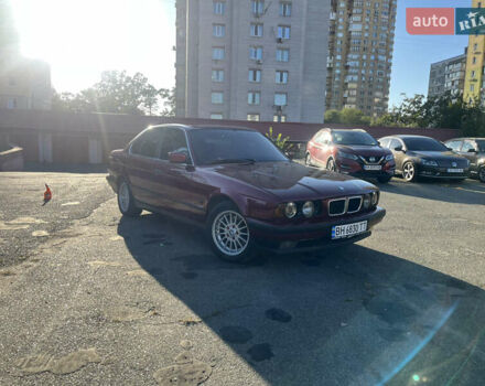 Красный БМВ 5 Серия, объемом двигателя 2.5 л и пробегом 276 тыс. км за 3100 $, фото 2 на Automoto.ua