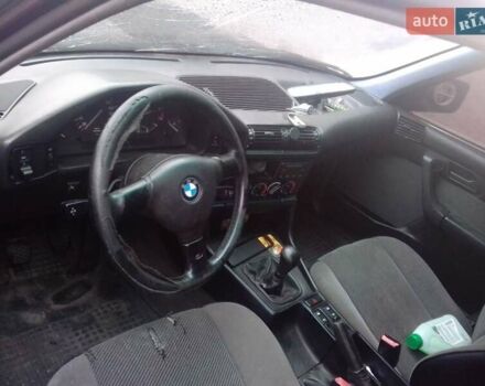 Красный БМВ 5 Серия, объемом двигателя 2.5 л и пробегом 202 тыс. км за 2500 $, фото 7 на Automoto.ua