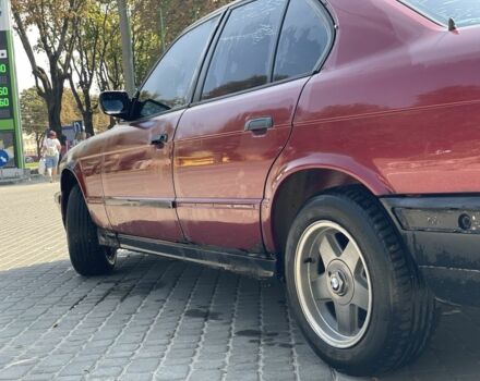 Красный БМВ 5 Серия, объемом двигателя 2.5 л и пробегом 366 тыс. км за 1600 $, фото 1 на Automoto.ua