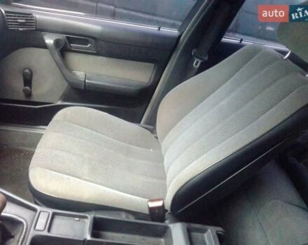 Красный БМВ 5 Серия, объемом двигателя 2.5 л и пробегом 202 тыс. км за 2500 $, фото 12 на Automoto.ua