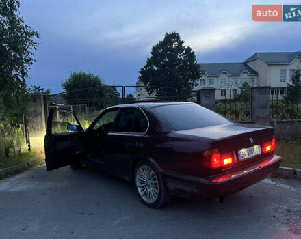 Красный БМВ 5 Серия, объемом двигателя 2.5 л и пробегом 400 тыс. км за 3200 $, фото 9 на Automoto.ua