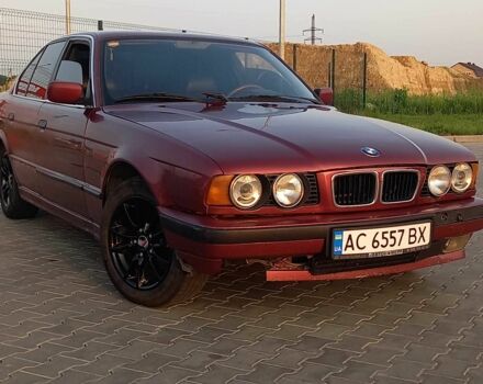 Красный БМВ 5 Серия, объемом двигателя 2 л и пробегом 555 тыс. км за 1700 $, фото 1 на Automoto.ua
