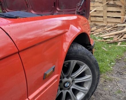 Красный БМВ 5 Серия, объемом двигателя 2.5 л и пробегом 320 тыс. км за 1100 $, фото 4 на Automoto.ua