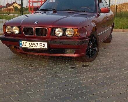 Красный БМВ 5 Серия, объемом двигателя 2 л и пробегом 555 тыс. км за 1700 $, фото 2 на Automoto.ua