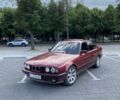 Красный БМВ 5 Серия, объемом двигателя 1.8 л и пробегом 200 тыс. км за 2500 $, фото 1 на Automoto.ua