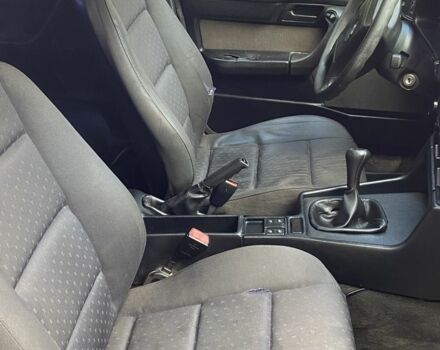 Красный БМВ 5 Серия, объемом двигателя 2.5 л и пробегом 320 тыс. км за 1100 $, фото 7 на Automoto.ua