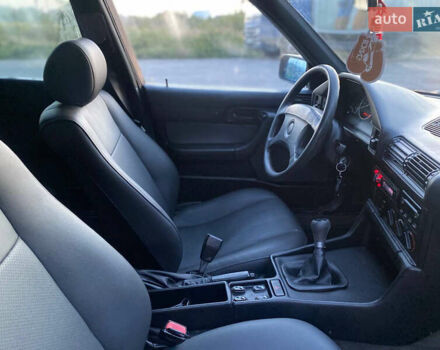 Червоний БМВ 5 Серія, об'ємом двигуна 1.99 л та пробігом 586 тис. км за 3000 $, фото 12 на Automoto.ua