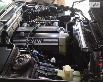 Красный БМВ 5 Серия, объемом двигателя 2.5 л и пробегом 371 тыс. км за 6500 $, фото 28 на Automoto.ua