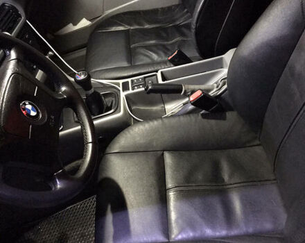 Красный БМВ 5 Серия, объемом двигателя 2.5 л и пробегом 371 тыс. км за 6500 $, фото 35 на Automoto.ua