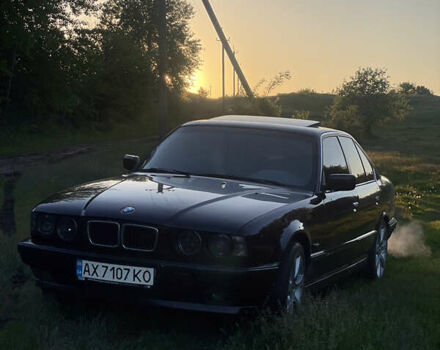 Красный БМВ 5 Серия, объемом двигателя 2.5 л и пробегом 371 тыс. км за 6500 $, фото 4 на Automoto.ua