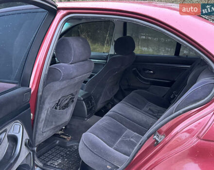 Красный БМВ 5 Серия, объемом двигателя 1.99 л и пробегом 300 тыс. км за 3100 $, фото 15 на Automoto.ua