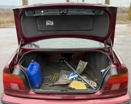 Червоний БМВ 5 Серія, об'ємом двигуна 2 л та пробігом 270 тис. км за 2650 $, фото 10 на Automoto.ua