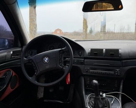 Червоний БМВ 5 Серія, об'ємом двигуна 2 л та пробігом 270 тис. км за 2650 $, фото 5 на Automoto.ua