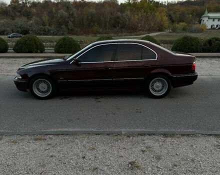 Червоний БМВ 5 Серія, об'ємом двигуна 2 л та пробігом 331 тис. км за 3550 $, фото 2 на Automoto.ua