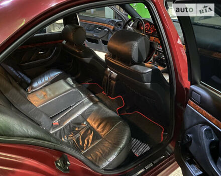 Красный БМВ 5 Серия, объемом двигателя 2.49 л и пробегом 315 тыс. км за 3999 $, фото 8 на Automoto.ua